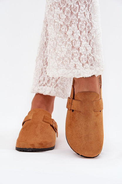  Clacquettes model 215728 Step in style 