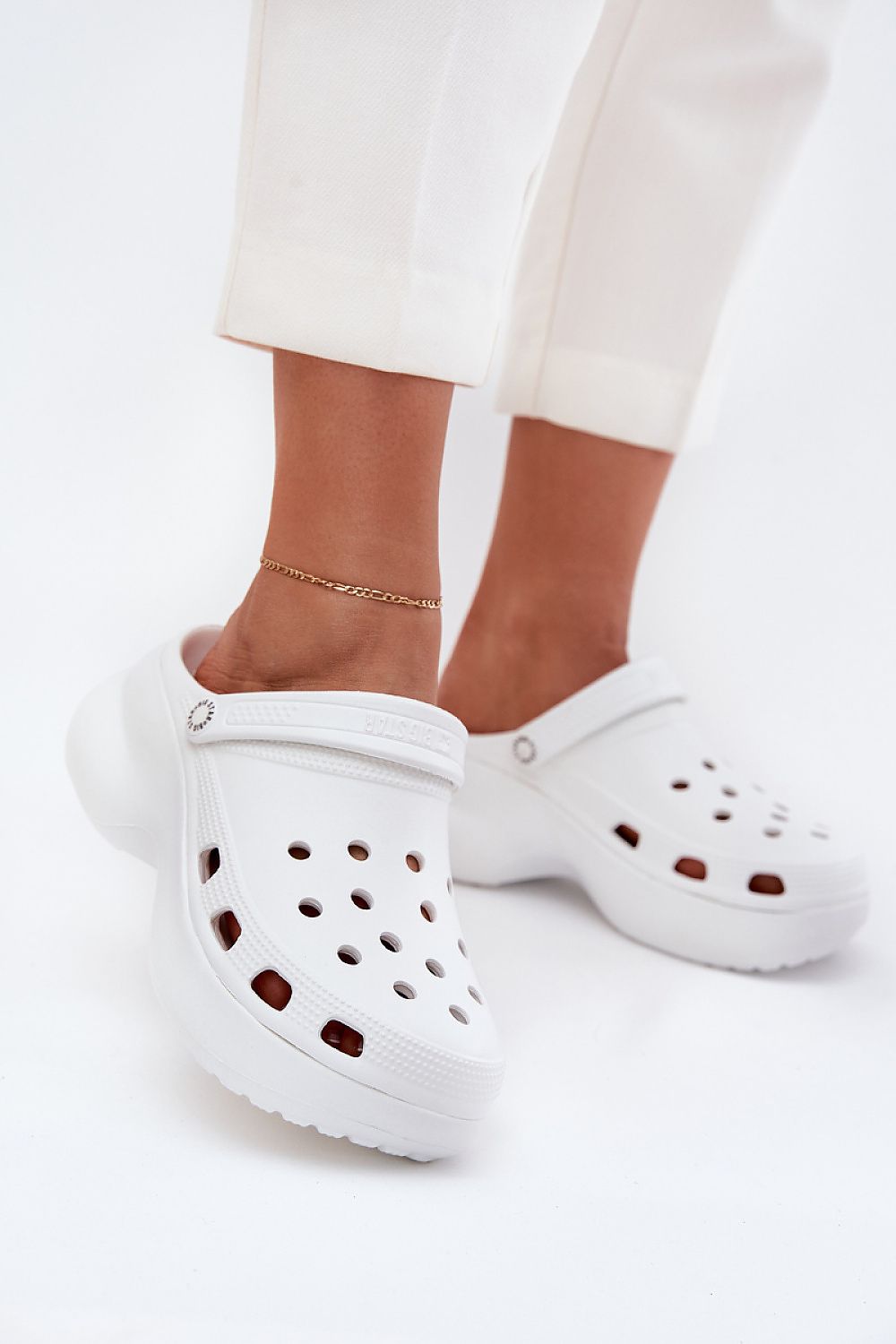  Clacquettes model 215958 Step in style 