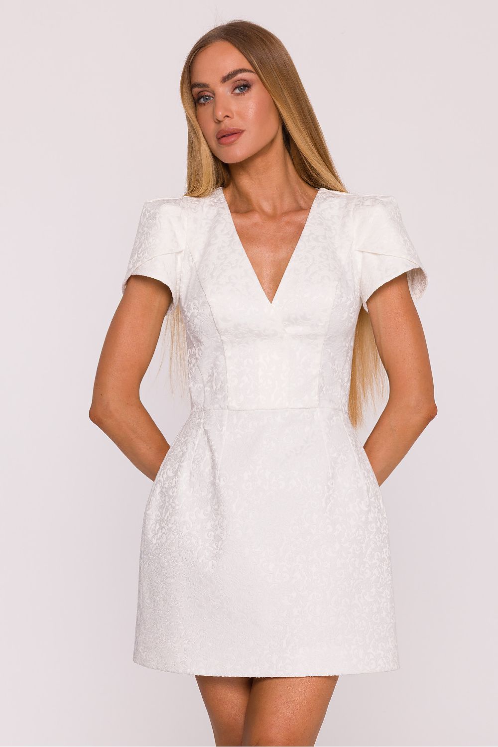  Robe de cocktail model 216603 Moe 