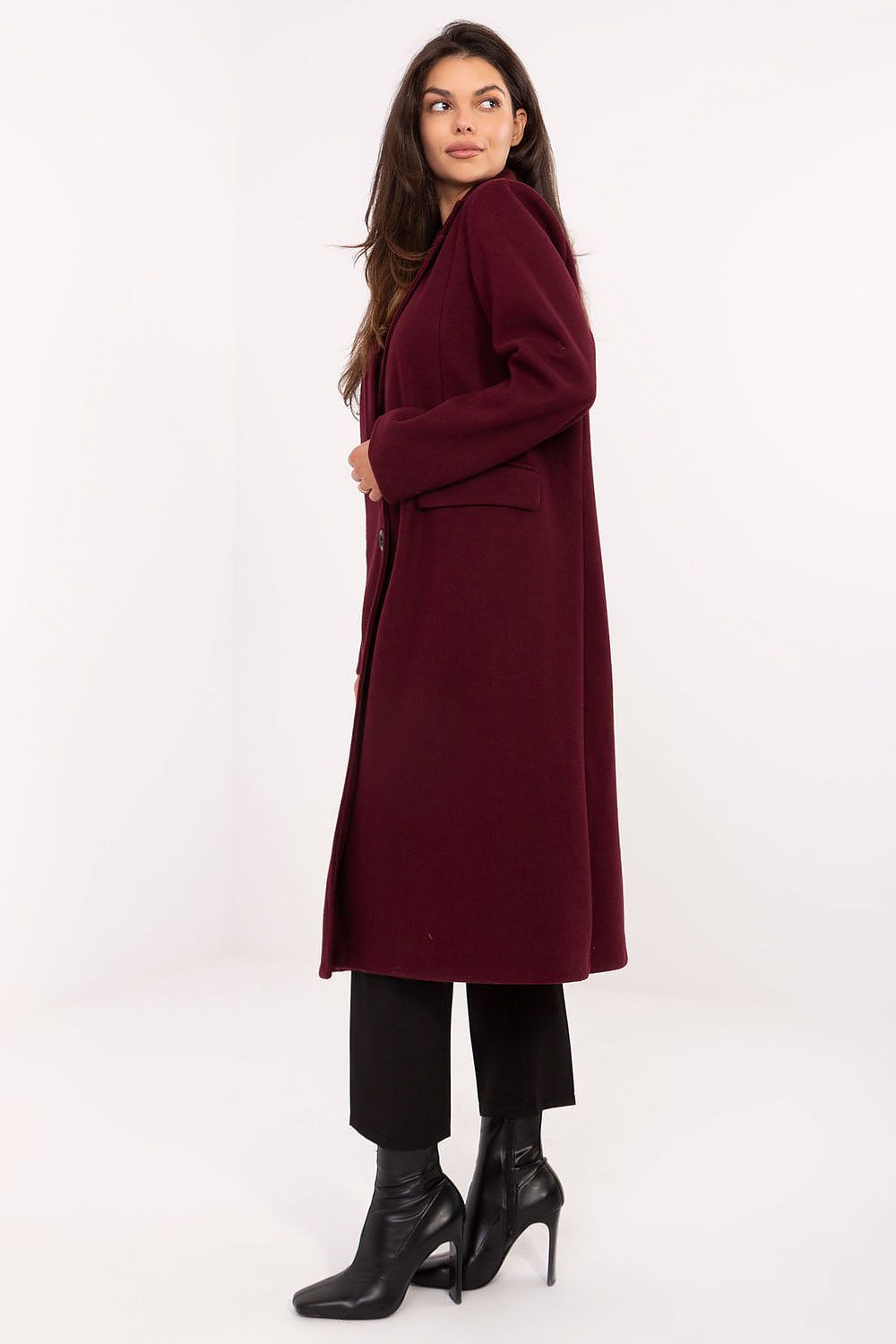  Manteau model 217452 Factory Price 