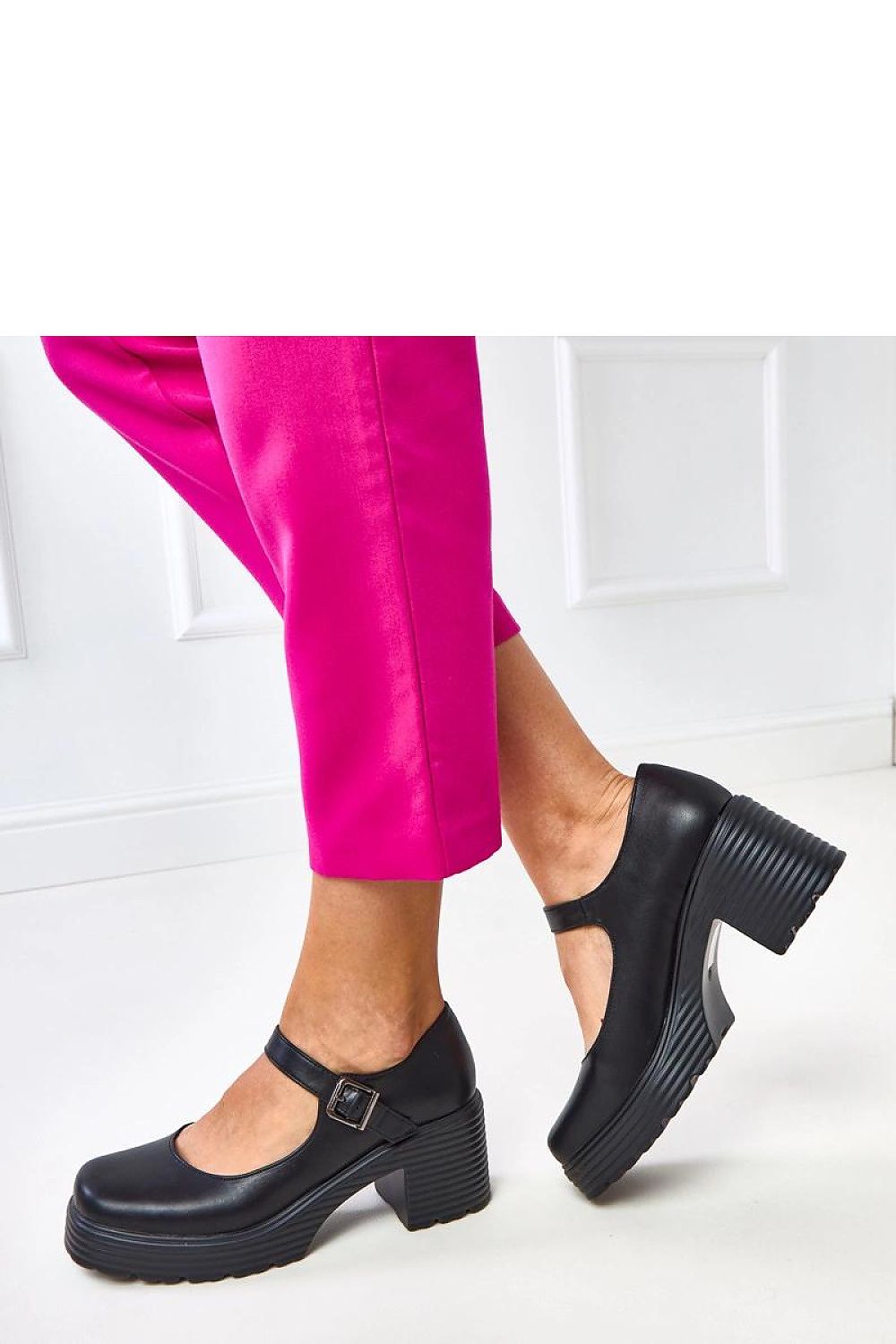  Chussures basses à talons model 218165 Solea 