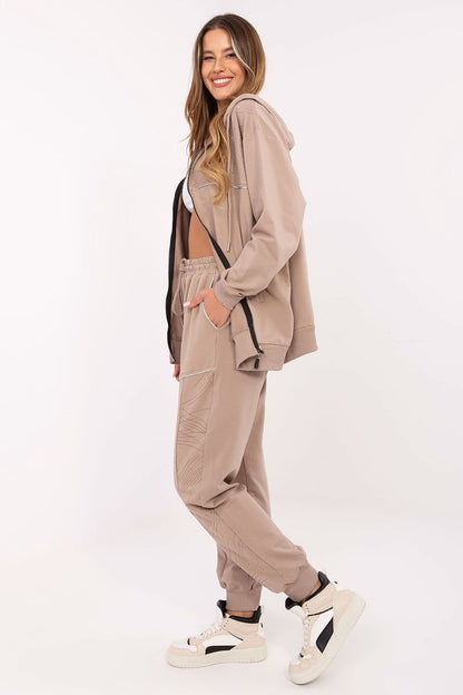  L`ensemble model 218609 Relevance 