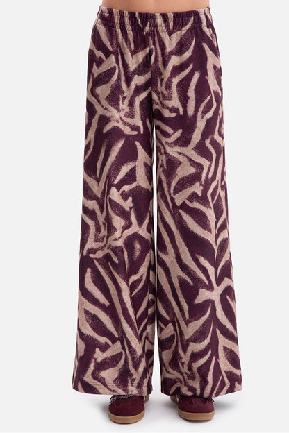  Pantalon femme model 218654 BeWear 
