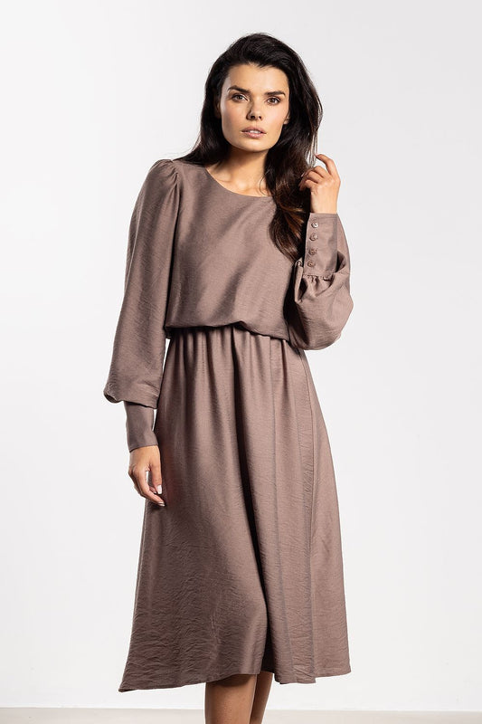  Robe de jour model 219023 awama 