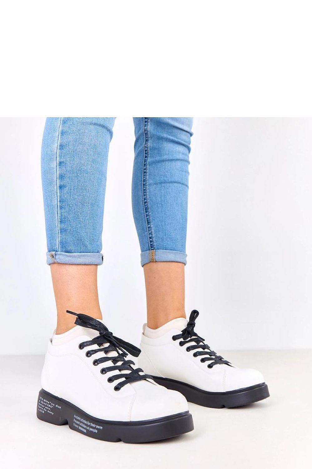  Chaussures Basses model 219172 Solea 