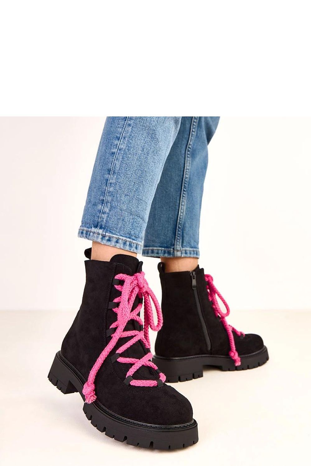  Bottes model 220571 Solea 