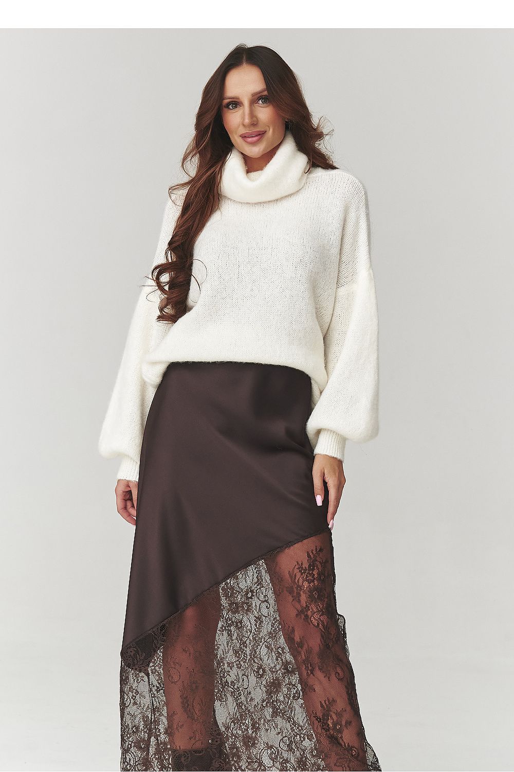  Jupe model 220785 Makadamia 