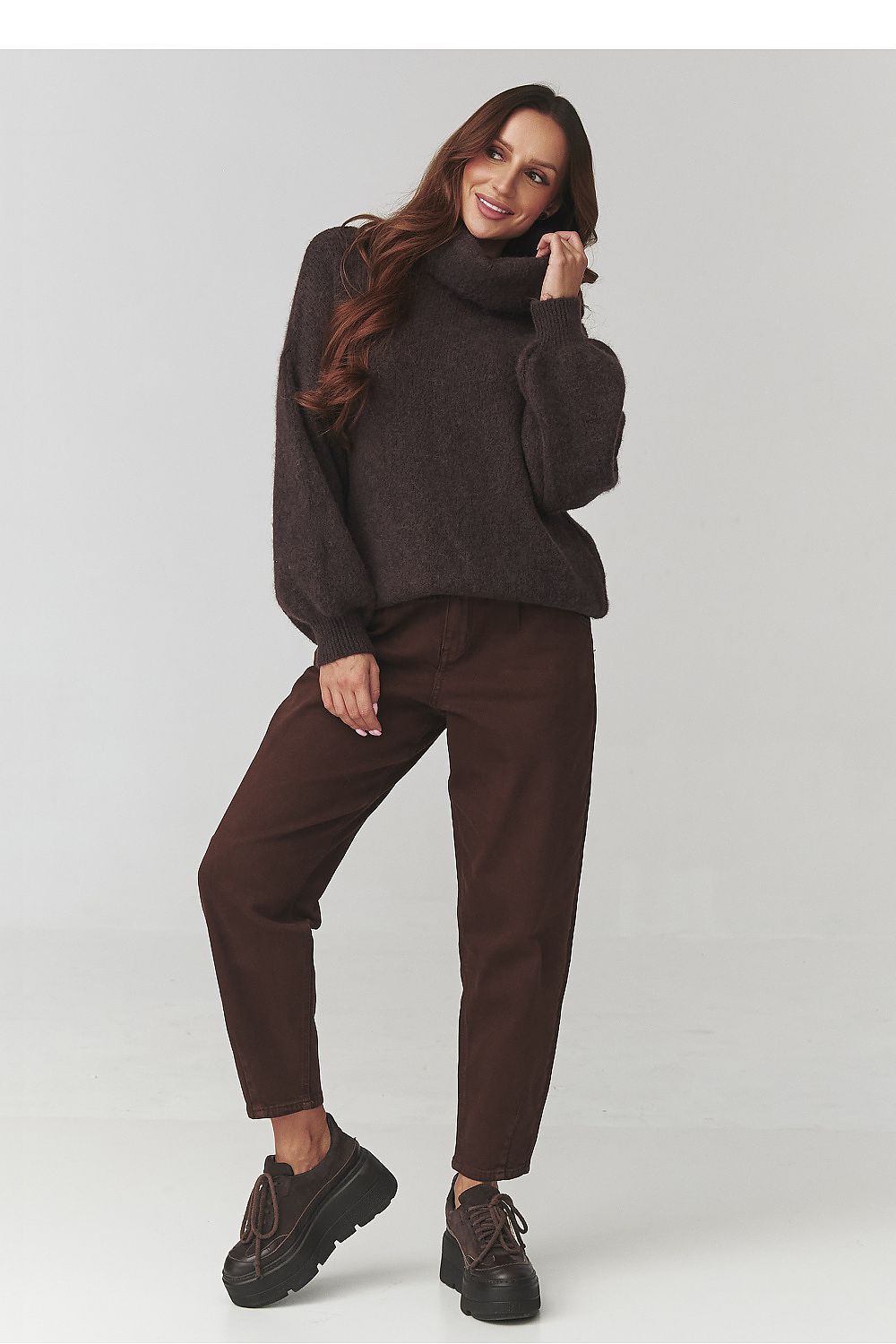  Col roulé model 220794 Makadamia 