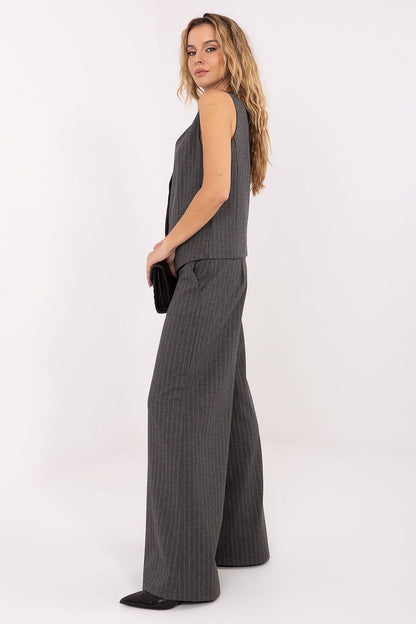  Pantalon femme model 221432 Rue Paris 
