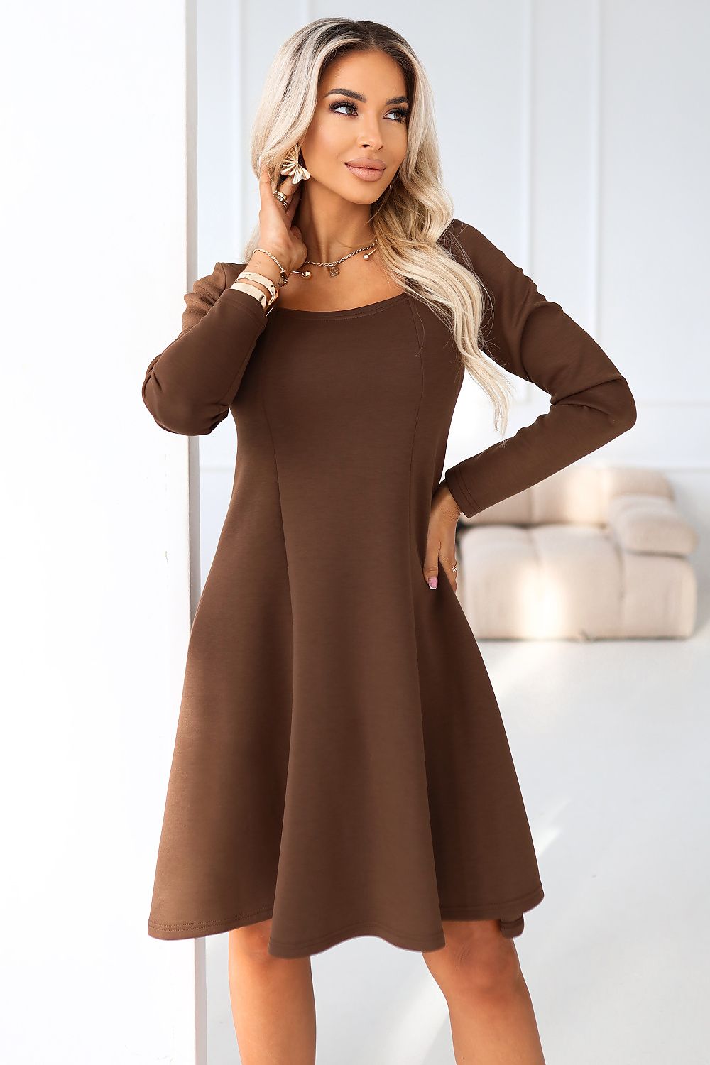  Robe de jour model 221794 Numoco 