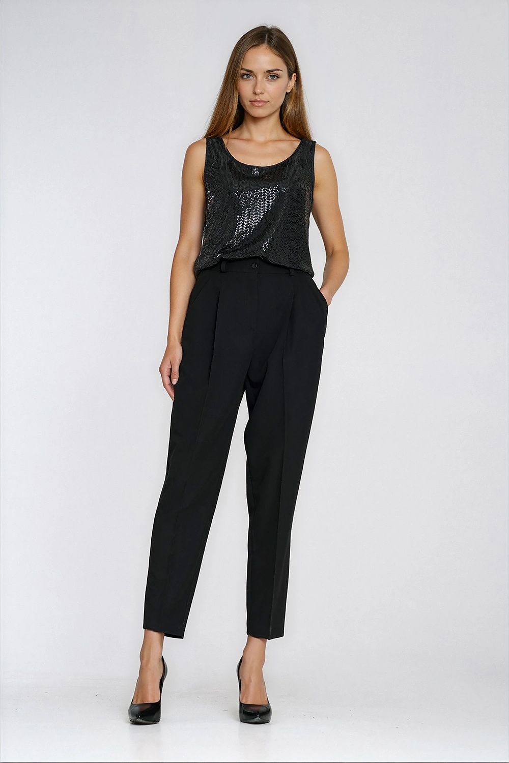  Pantalon femme model 223281 Nife 