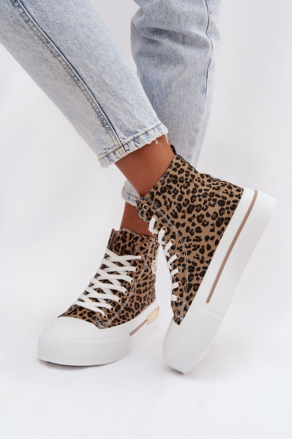  Baskets model 223603 Step in style 
