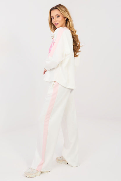  L`ensemble model 223957 Rue Paris 
