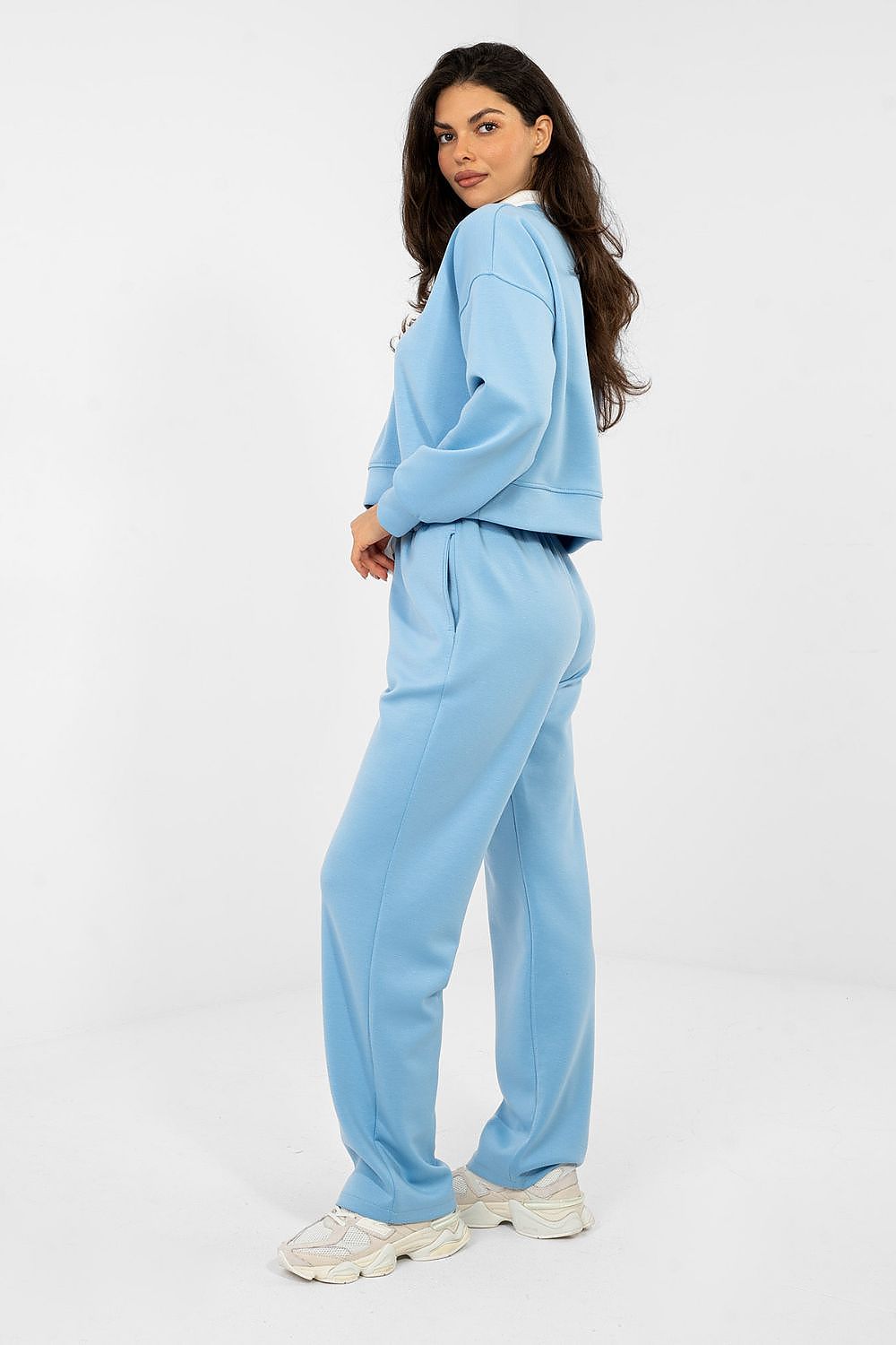  L`ensemble model 224067 Italy Moda 