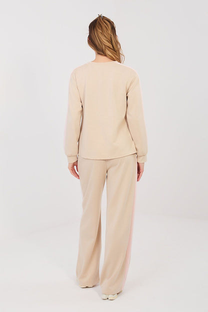  L`ensemble model 224272 Rue Paris 