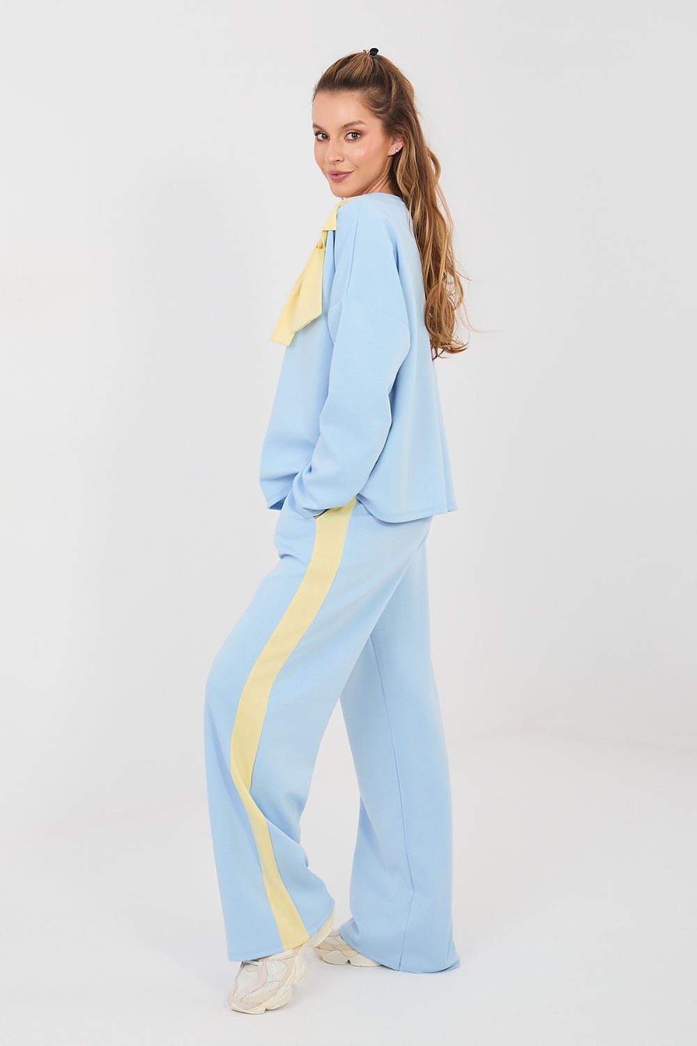  L`ensemble model 224797 Rue Paris 