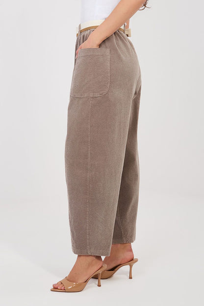  Pantalon en velours côtelé model 225097 Rue Paris 