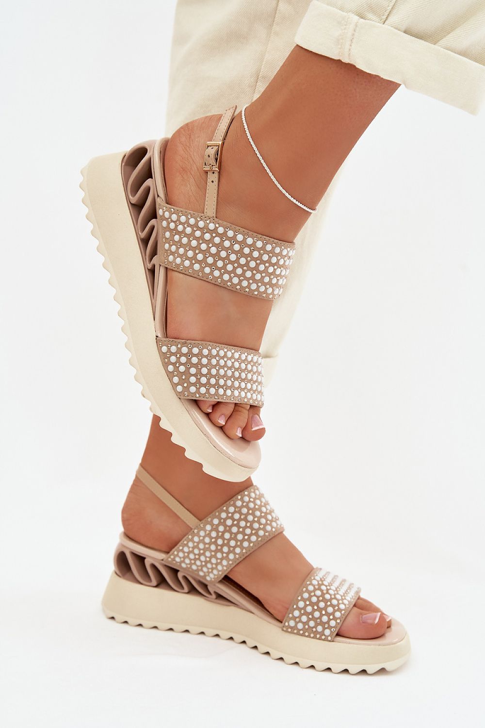  Cothurnes model 225204 Step in style 