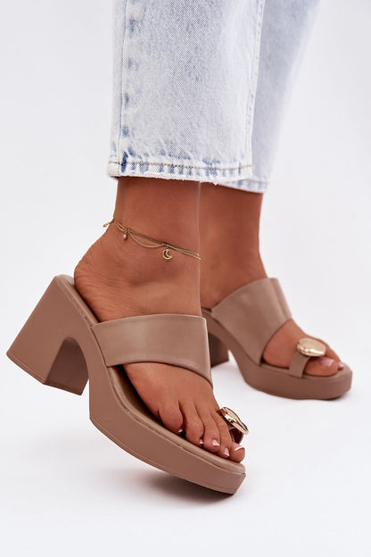  Des mules à talons model 225377 Step in style 