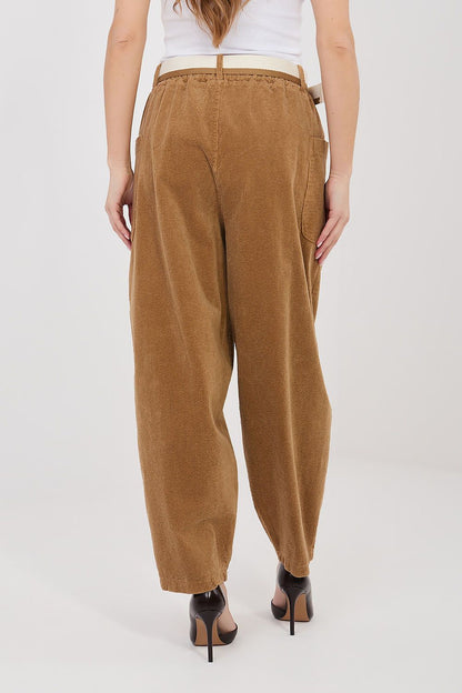  Pantalon en velours côtelé model 225424 Rue Paris 