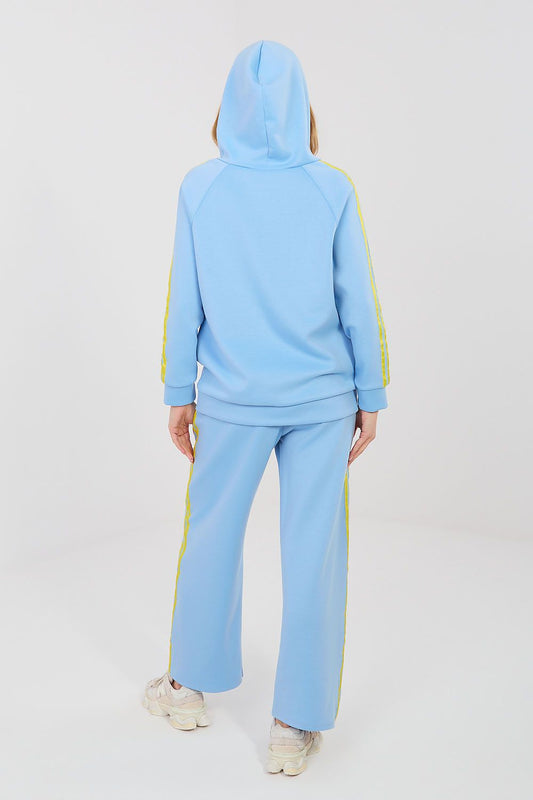  L`ensemble model 225545 Rue Paris 
