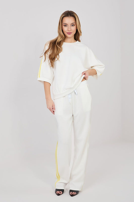  L`ensemble model 225547 Rue Paris 
