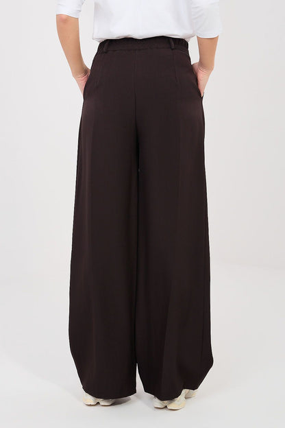  Pantalon femme model 225562 Rue Paris 