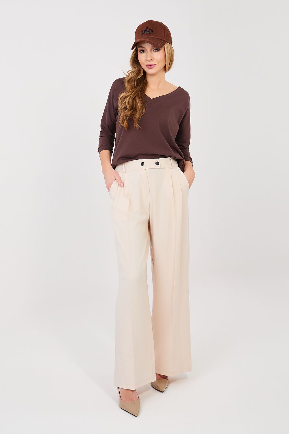  Pantalon femme model 225566 Rue Paris 