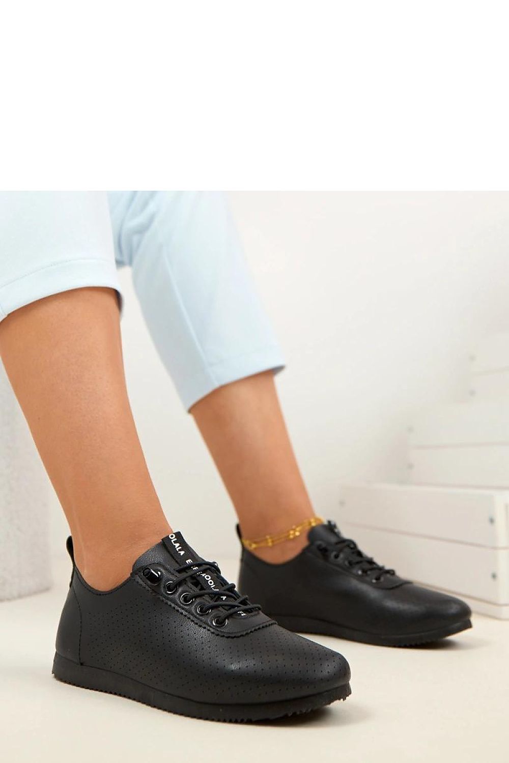  Baskets model 225576 Solea 
