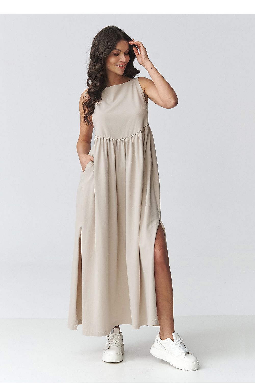  Robe de jour model 225700 Makadamia 
