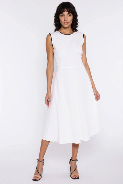  Robe de jour model 225827 Nife 
