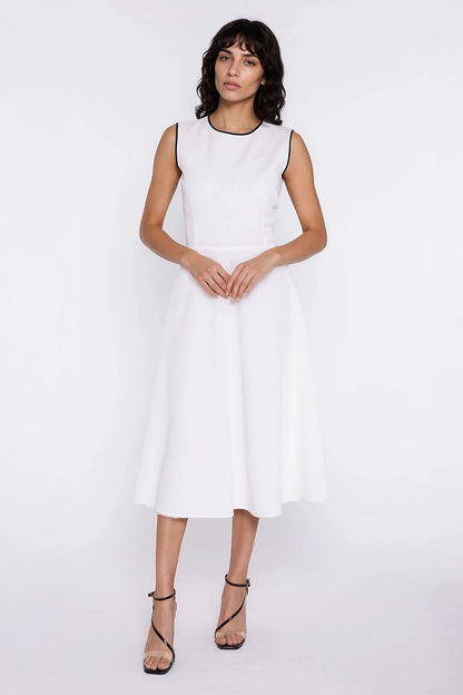  Robe de jour model 225827 Nife 