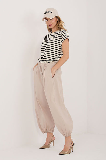  Pantalon femme model 225860 Rue Paris 