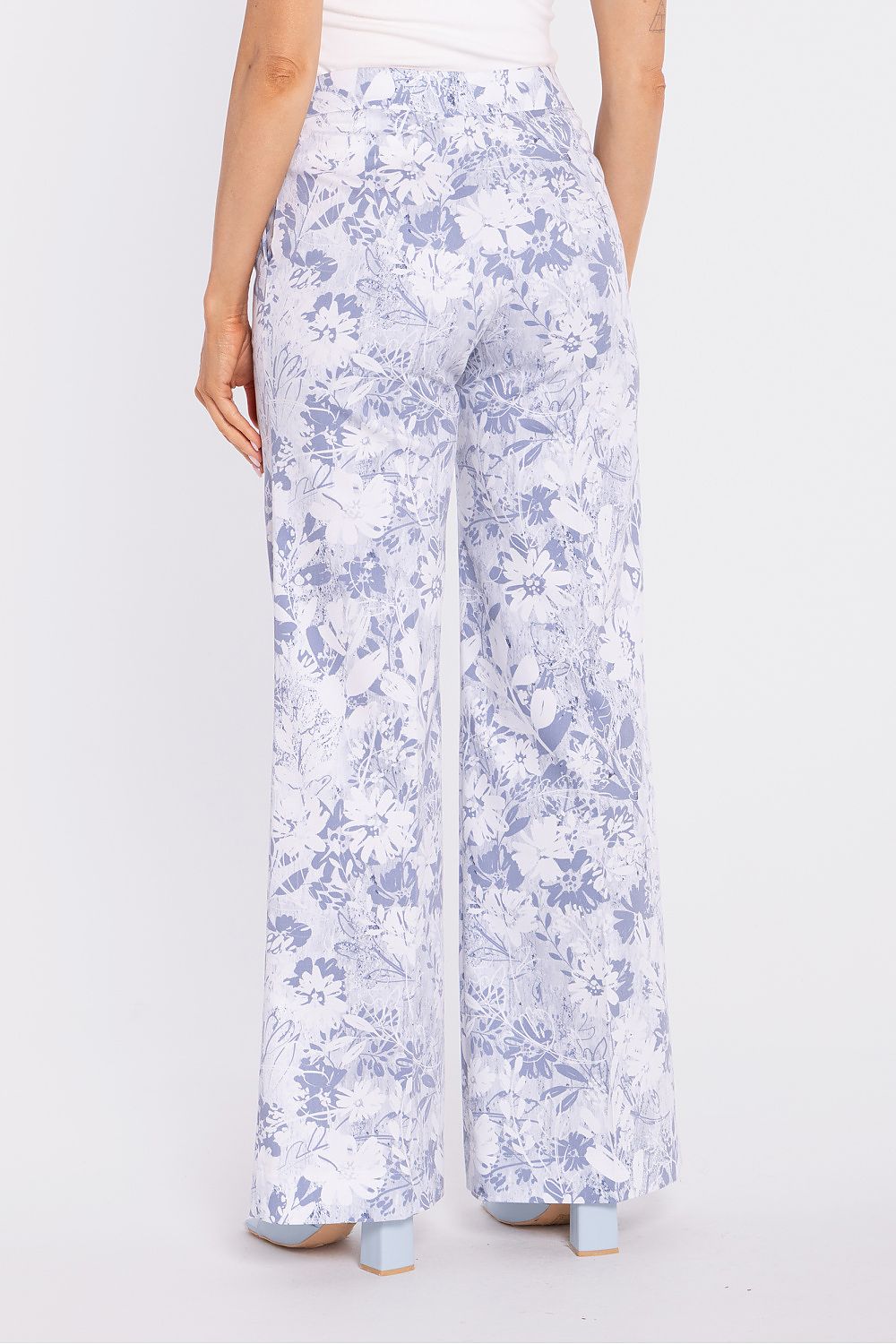  Pantalon femme model 225907 Moe 