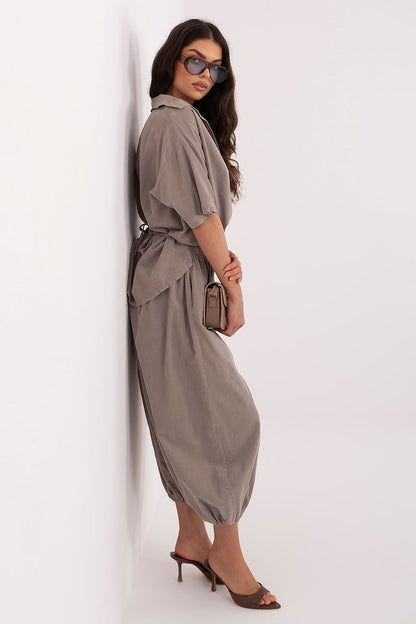  Pantalon en velours côtelé model 226227 Italy Moda 