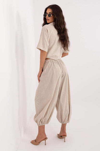  Pantalon en velours côtelé model 226233 Italy Moda 