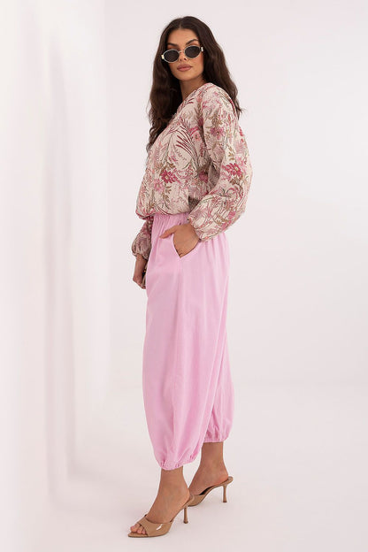  Pantalon en velours côtelé model 226235 Italy Moda 