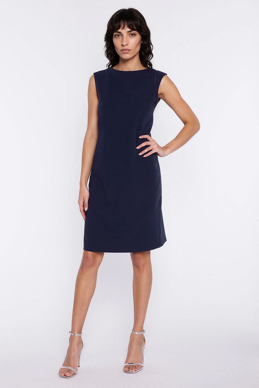  Robe de jour model 226424 Nife 