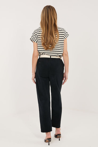  Pantalon en velours côtelé model 226456 Italy Moda 