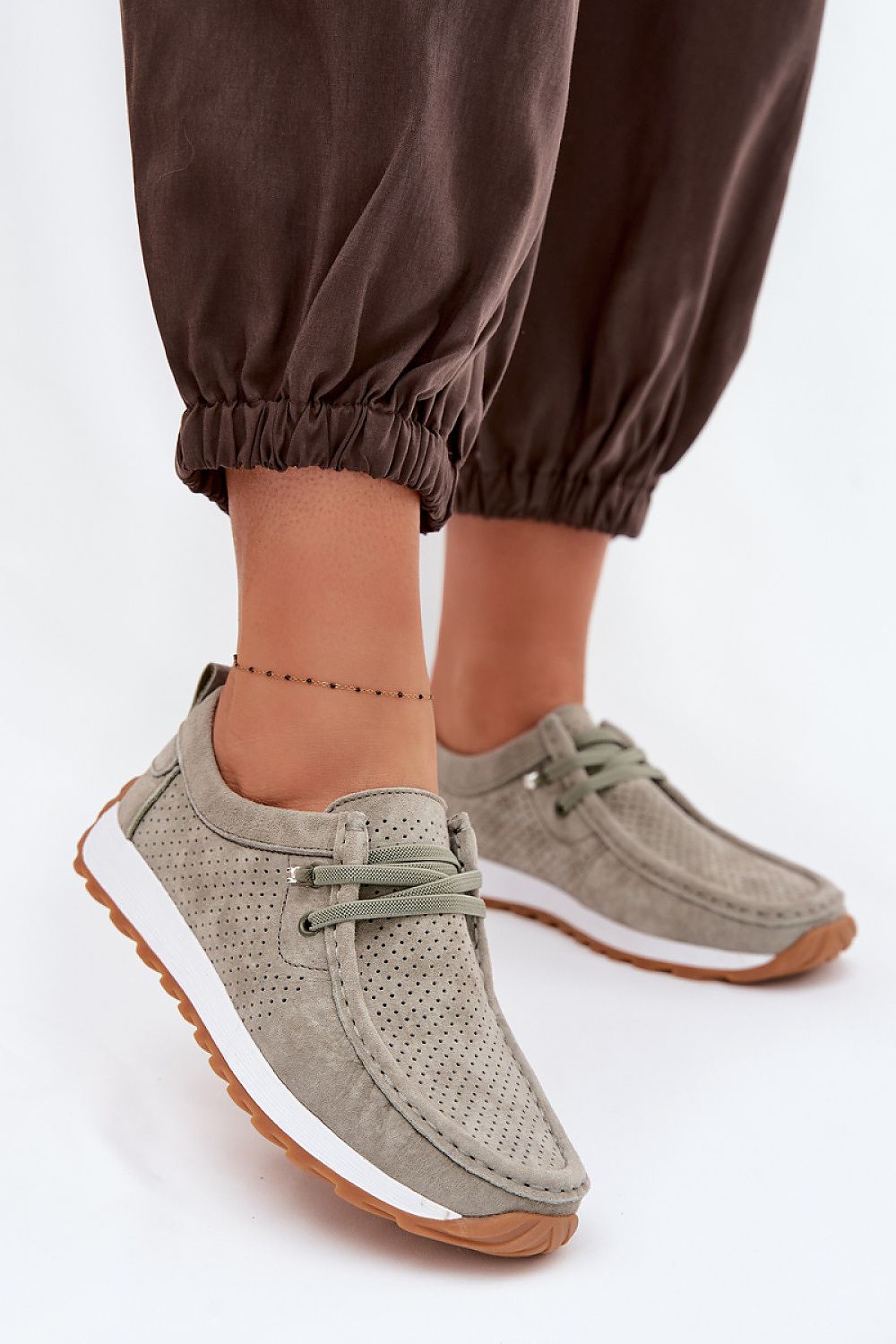  Chaussures Basses model 226494 Step in style 