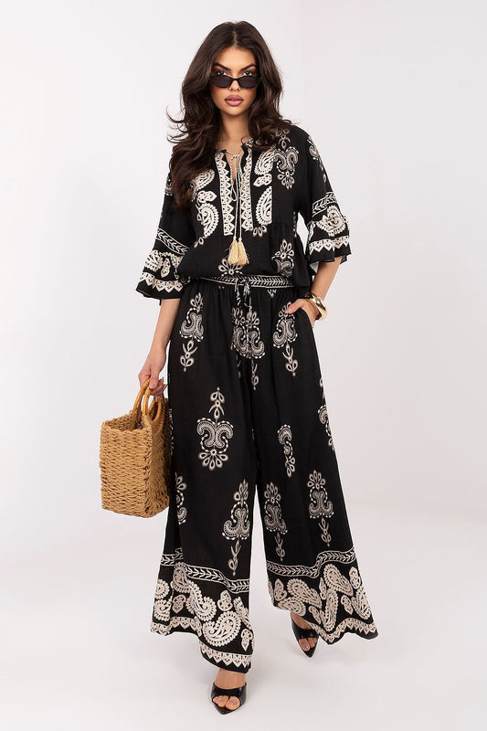  L`ensemble model 226623 Italy Moda 