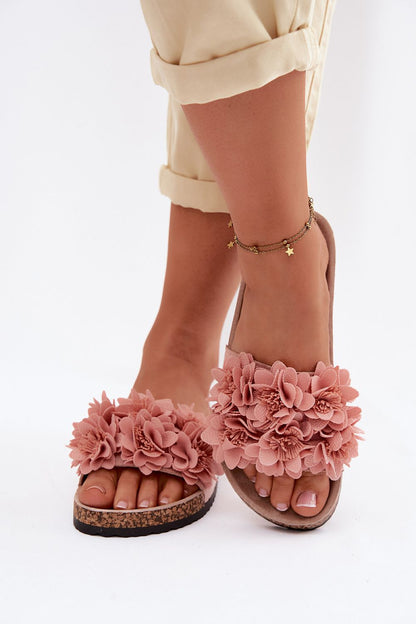  Clacquettes model 227426 Step in style 