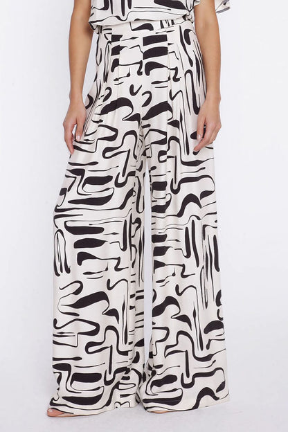  Pantalon femme model 228007 Nife 