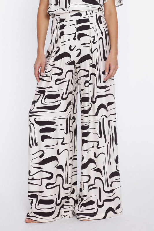  Pantalon femme model 228007 Nife 