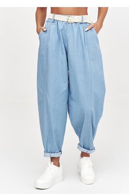  Pantalon femme model 228293 Makadamia 