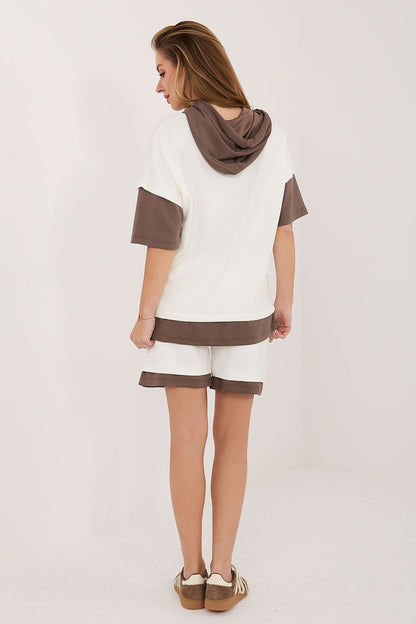  L`ensemble model 228350 Rue Paris 