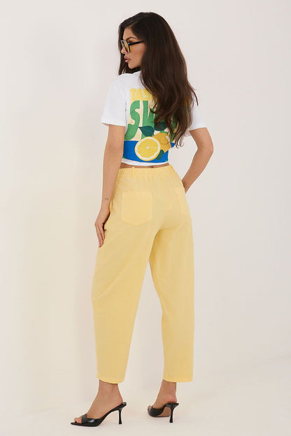  Pantalon en velours côtelé model 228361 Rue Paris 