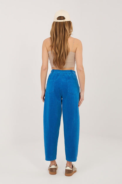  Pantalon en velours côtelé model 228362 Rue Paris 