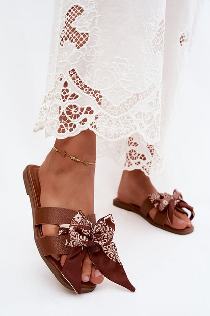  Clacquettes model 228790 Step in style 