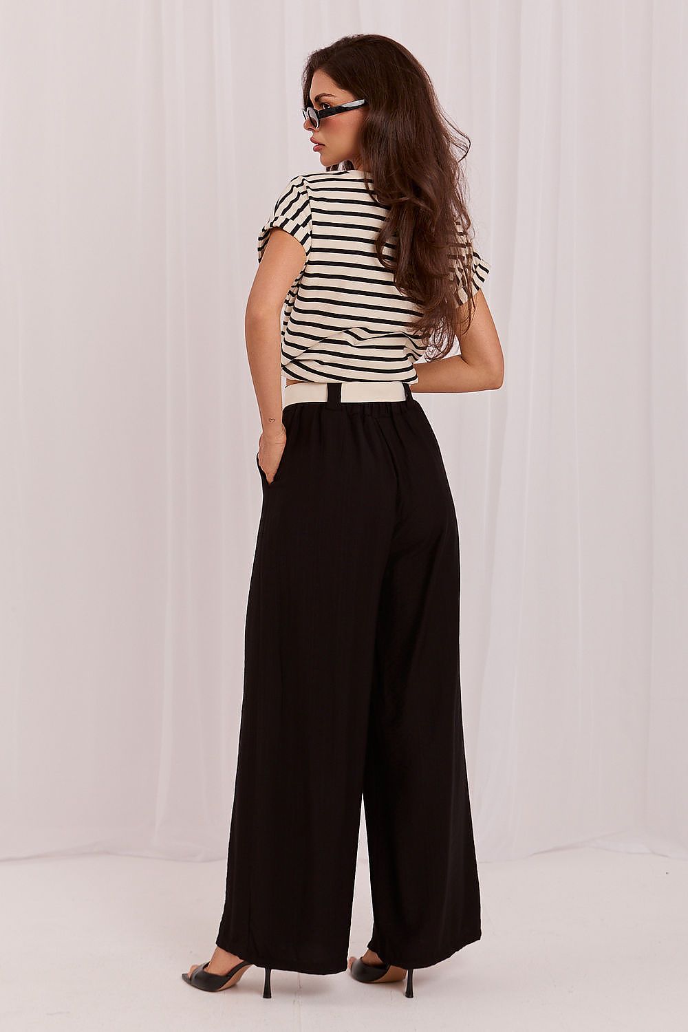  Pantalon femme model 229383 Rue Paris 